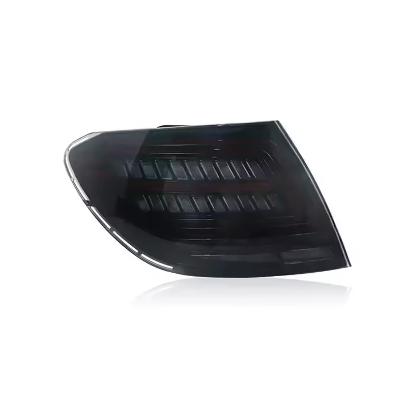 メルセデスCクラスW204（2007-2014）用自動車アク - Car Accessories Mercedes のレビューと価格